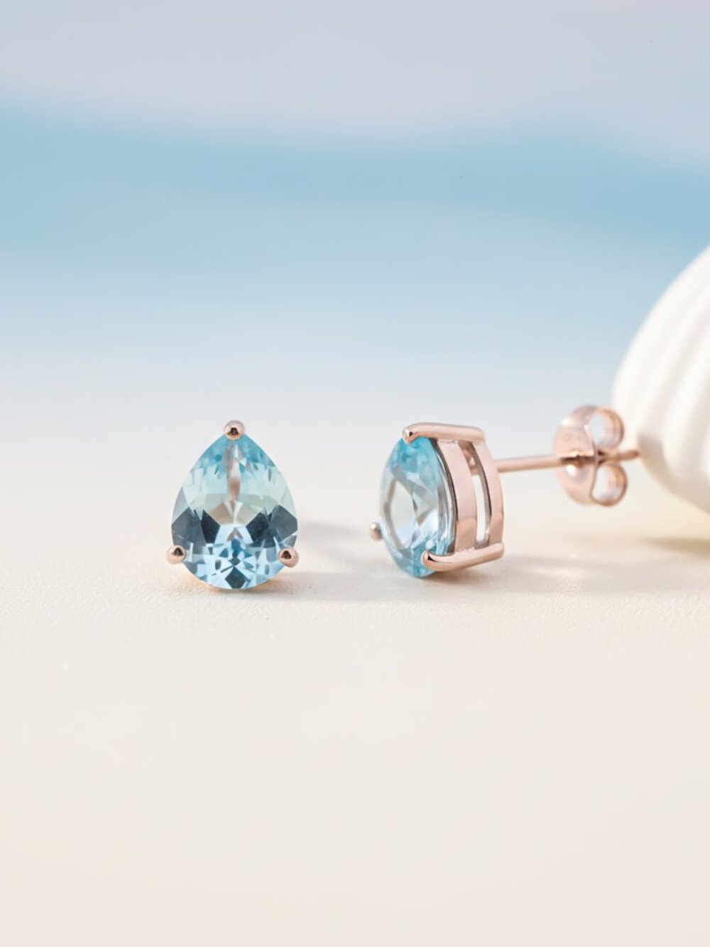 925 Silver Rose Gold Mini Hearts Stud Earrings Gold Vermeil (2.5 Micron)